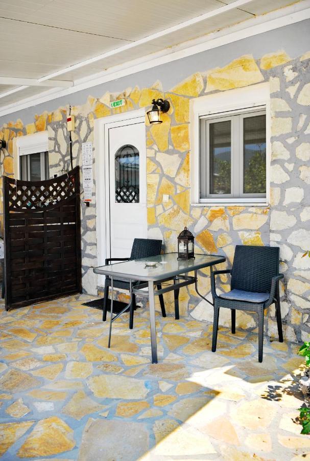 Spiros House And Studios Geni  Ngoại thất bức ảnh